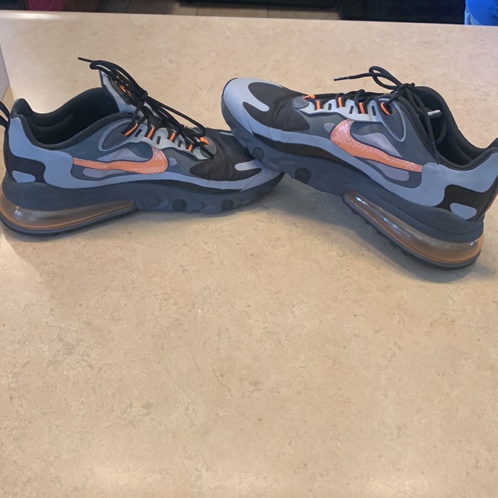 Nike Air270 React - image 3